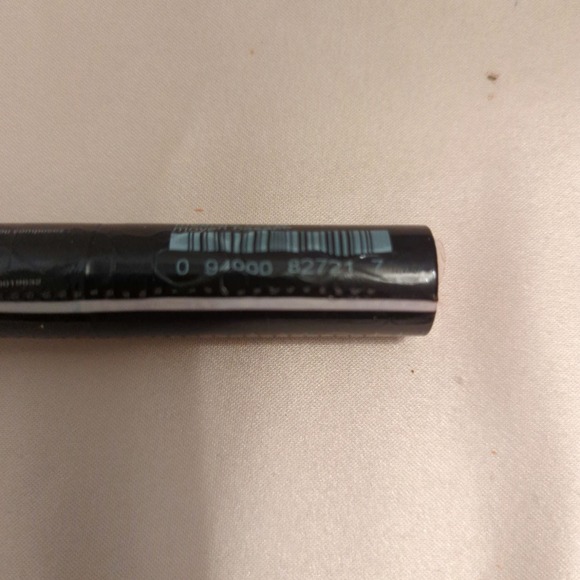 Avon Extra Lasting Concealer Medium Deep - Picture 2 of 3